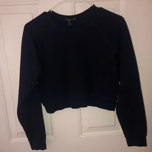 Dark navy blue cropped sweater crewneck longsleeve